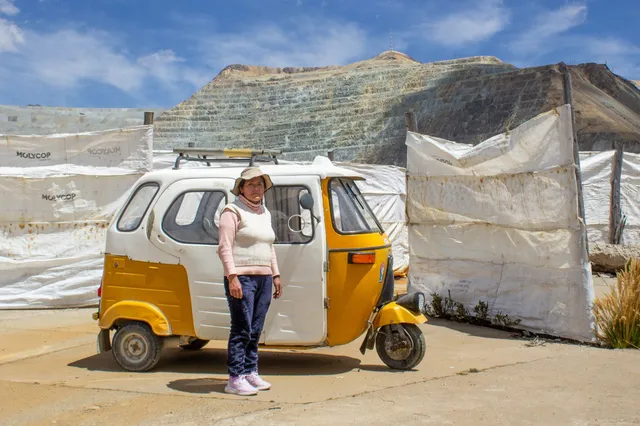 20250701_Yolit-Alejo-Bonifacio-mototaxi_poblado_Morococha_Peru_Sally-Jabiel-1800x1200
