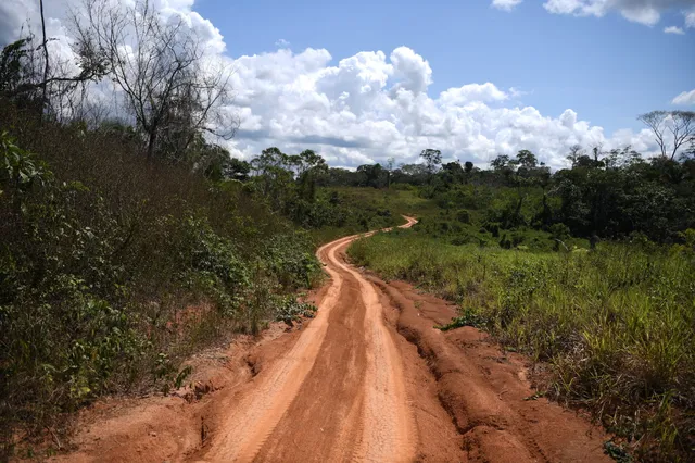 Carretera-a-la-colonia-menonita-en-Tiruntán-Hugo-Alejos-1536x1024