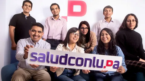 Equipo Salud con lupa