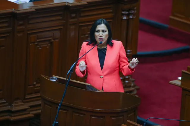 Flor Pablo Medina_ ministra.jpg