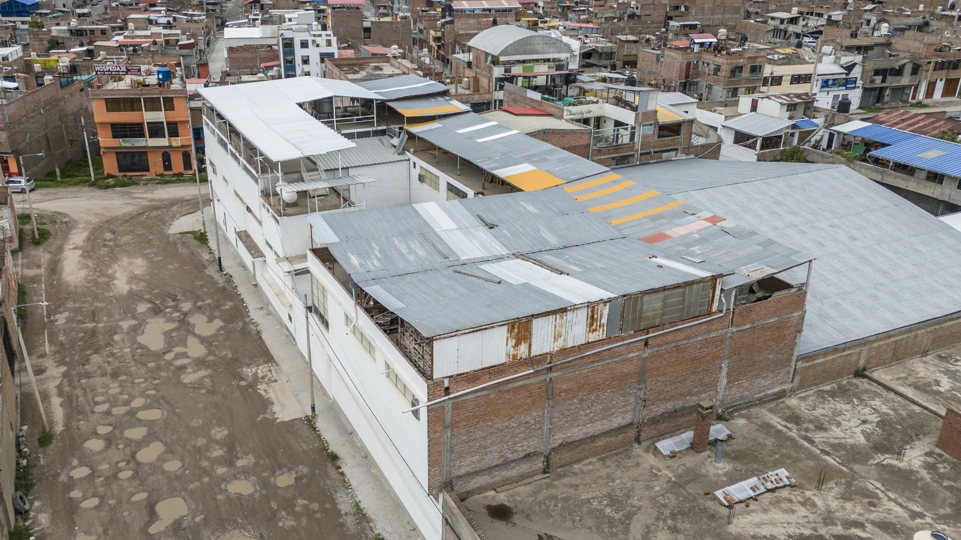 Edificio de una empresa de procesamiento de alimentos.