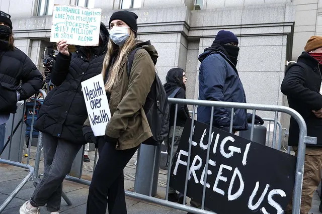 Mangione-protest-GettyImages-2190737279