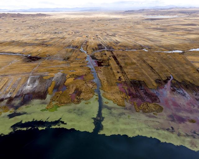 Musuk Nolte - 701 - Geographies of Water Titicaca Lake 10