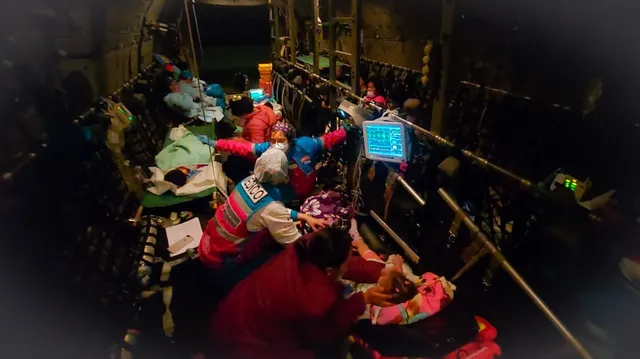 Piura Minsa traslada a cinco niños para recibir atención especializada en Lima3