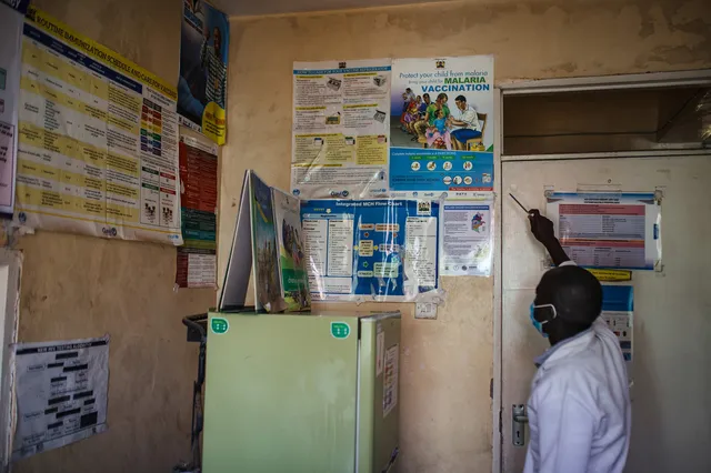 SCI MALARIA VACCINES 9-8