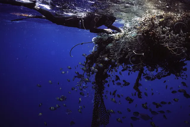 SCI OCEAN GARBAGE PATCH 1-4