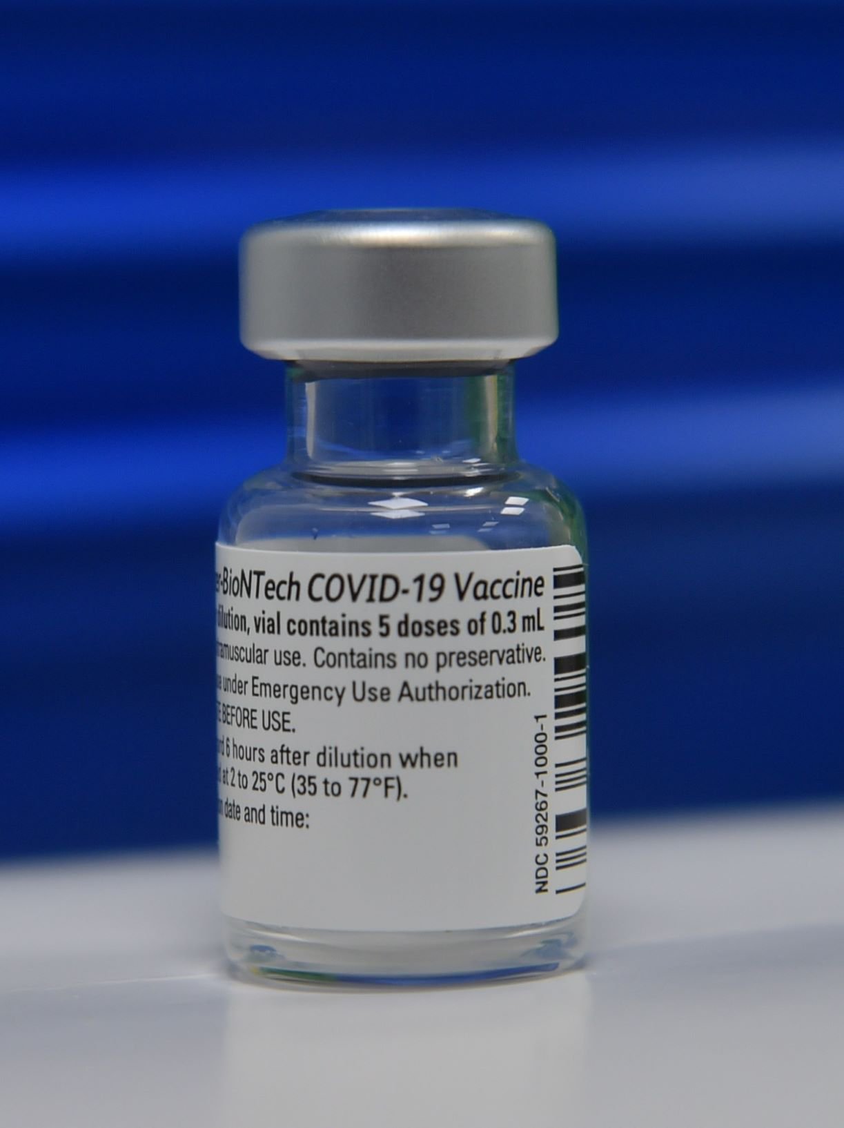 Vacuna de los laboratorios PfizerBioNTech contra la Covid-19 EFE Ben Birchall