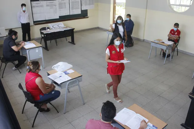 miembros de mesa
