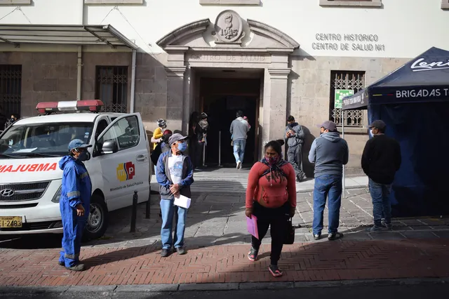 centro de salud Ecuador.jpg