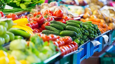 fruits-vegetables-city-market-riga2