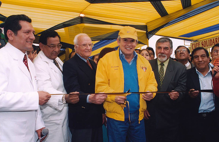luis campana y otros medicos